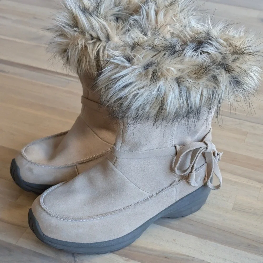 SOREL Northern Light‎ Tall Boots Women's Size 9.5 Tan